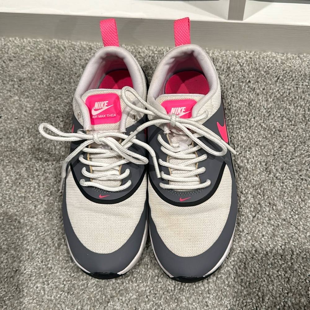 Grey and pink air max Thea Nike